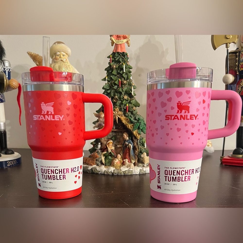 Stanley Cup Valentine’s Day 2025 Ruby Red & Sweet Hearts 20 oz 2 Pack Tumblers